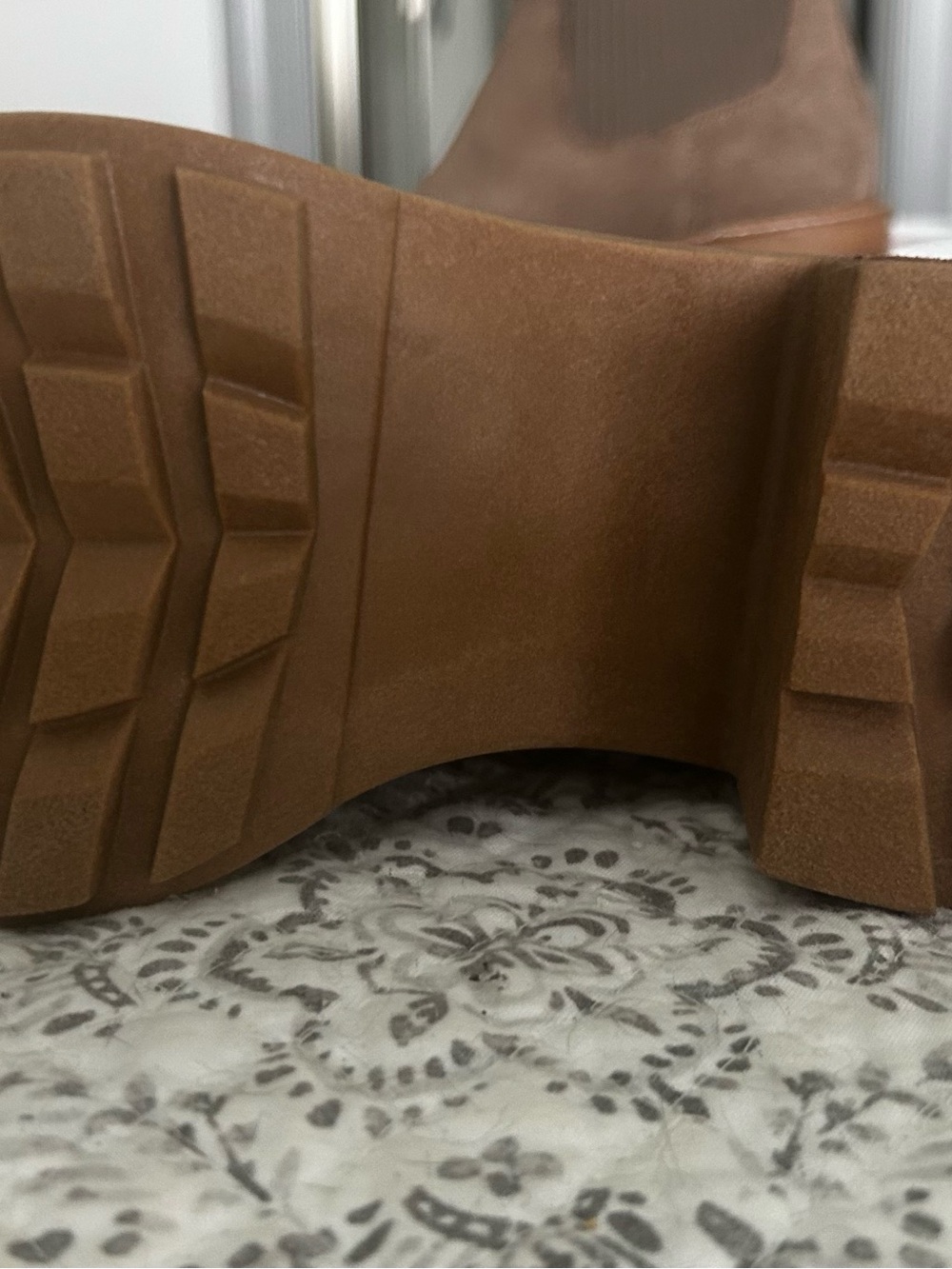 Steve Madden Brown Suede Chelsea Booties - Picture 4 of 5